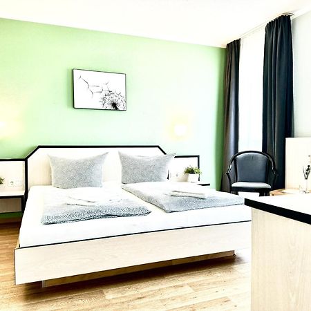 F-1010 Strandhaus Moenchgut Bed&Breakfast Dz 28 Terrasse Strandnah, Inkl Fruehstueck لوبه المظهر الخارجي الصورة