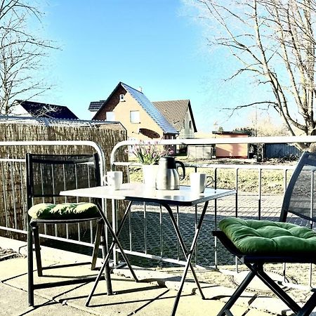 F-1010 Strandhaus Moenchgut Bed&Breakfast Dz 28 Terrasse Strandnah, Inkl Fruehstueck لوبه المظهر الخارجي الصورة
