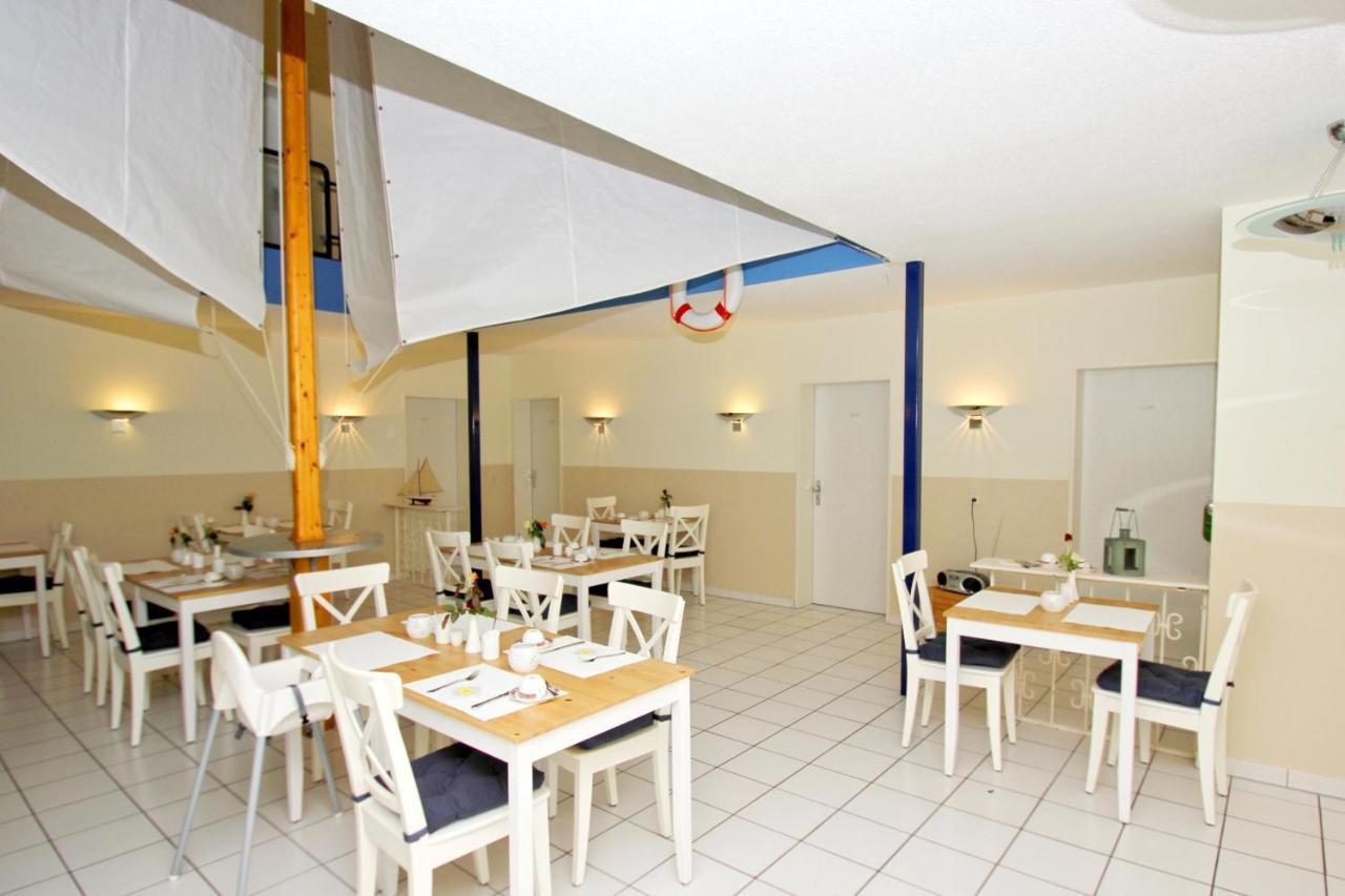 F-1010 Strandhaus Moenchgut Bed&Breakfast Dz 28 Terrasse Strandnah, Inkl Fruehstueck لوبه المظهر الخارجي الصورة