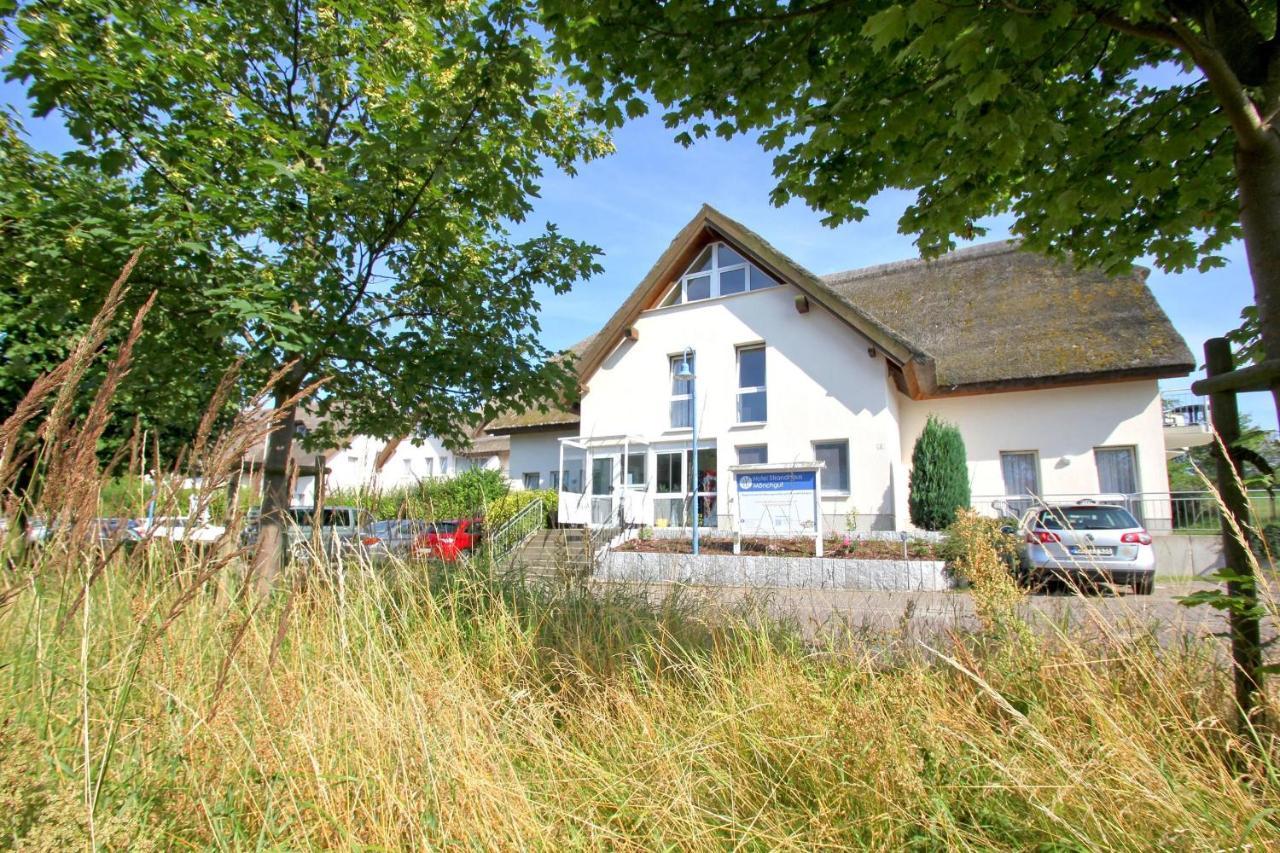 F-1010 Strandhaus Moenchgut Bed&Breakfast Dz 28 Terrasse Strandnah, Inkl Fruehstueck لوبه المظهر الخارجي الصورة